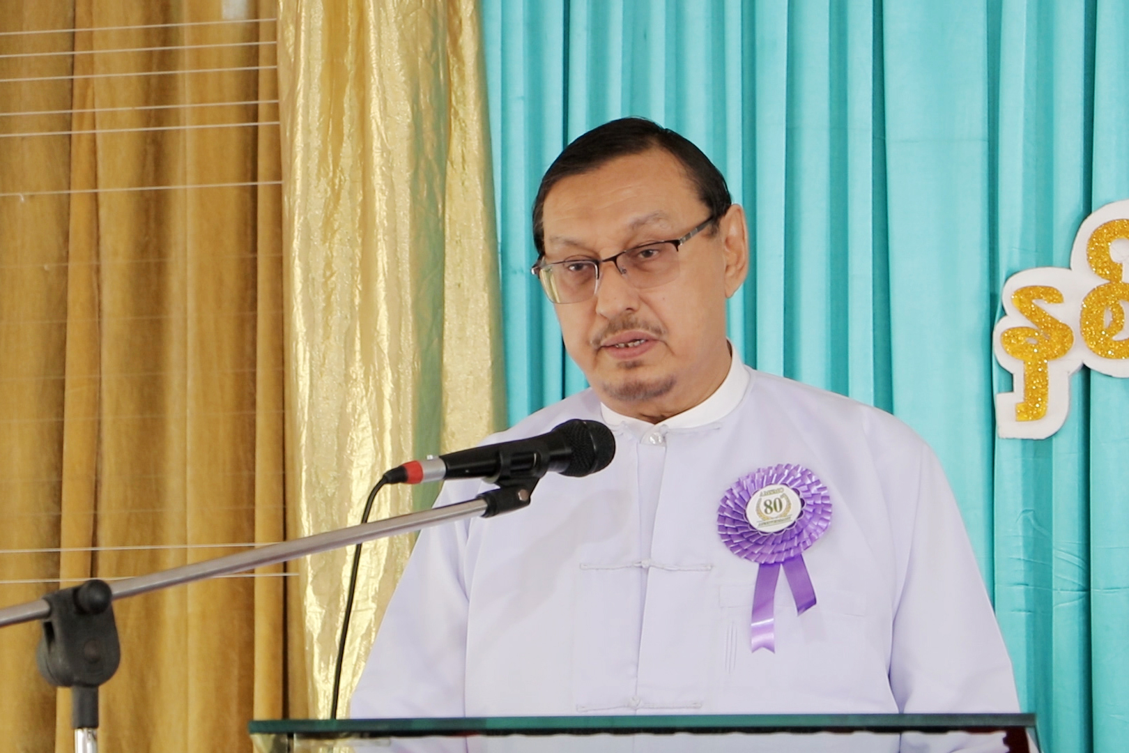 mvi 9227.00 19 15 29.still008